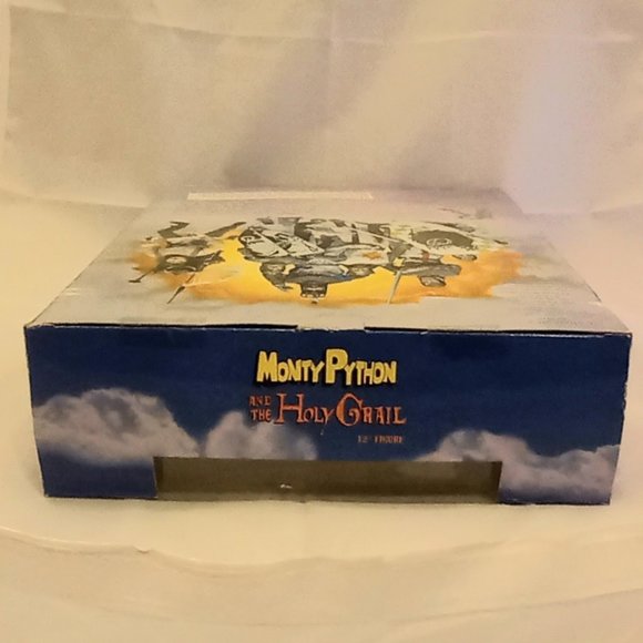 Monty Python & The Holy Grail 12" Action Figure - John Cleese as Sir Launcelot - Picture 5 of 14